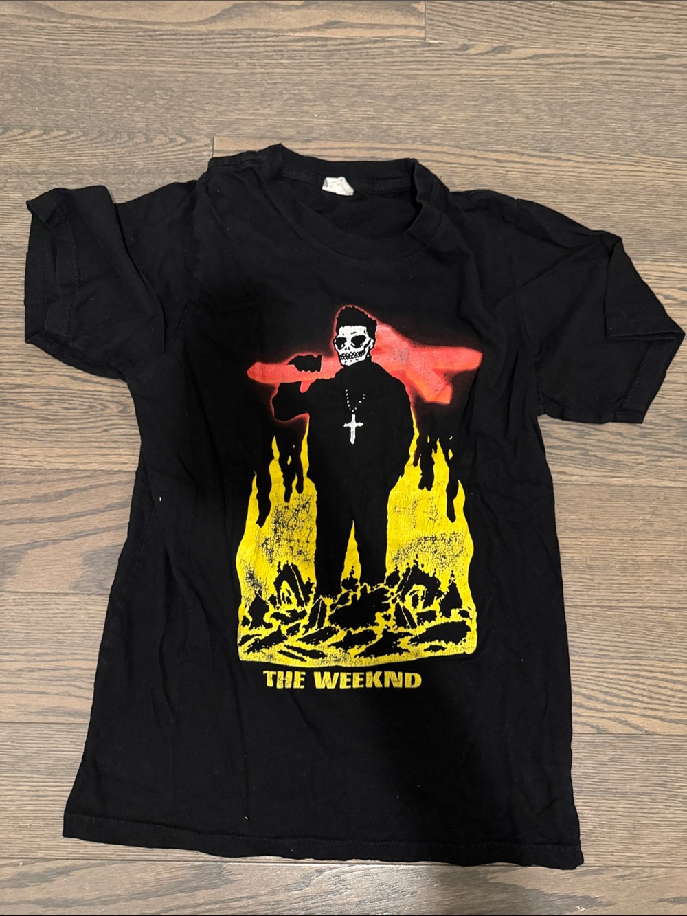 The weeknd world tour 2017 shirt